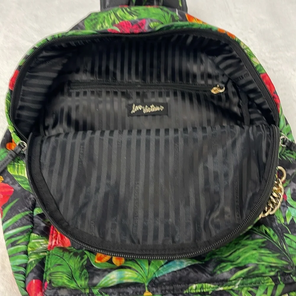 VICTORIAS SECRET FLORAL  Print Backpack with Chain Detail - Picture 8 of 11